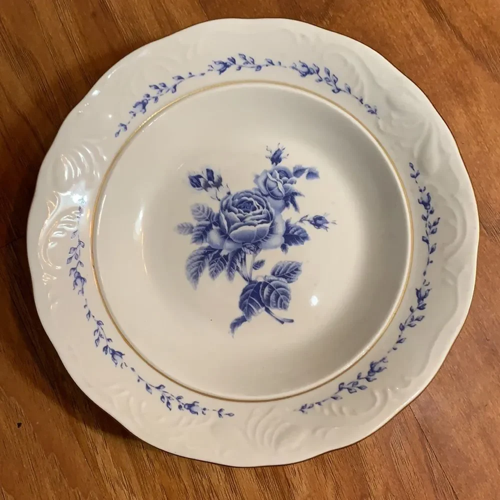 Gibson China Vintage Victorian Blue Rose 5 Piece Floral Place Setting Gold Trim